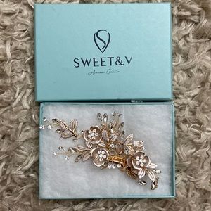 Special Event/Wedding hair accessory